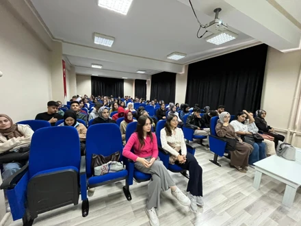 Bozkır Toplum Sağlığı Merkezi Doktorları "Ruh sağlığı ve Meme Kanseri" Eğitimi Verdi